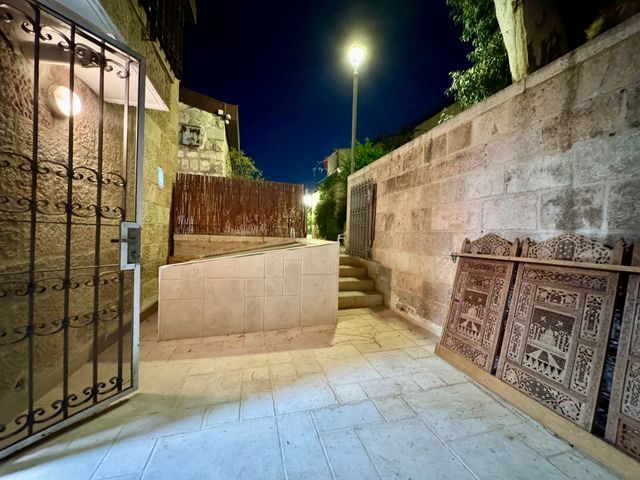 דירה להשכרה בירושלים (תיווך) — 3