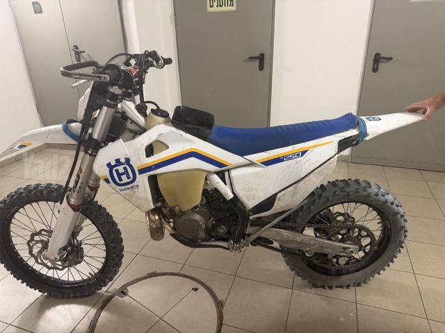 מודעת רכב הוסקוורנה TE250