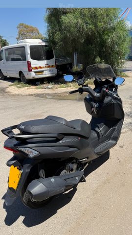 מודעת רכב סאן יאנג ג'וי-מקס Z-250
