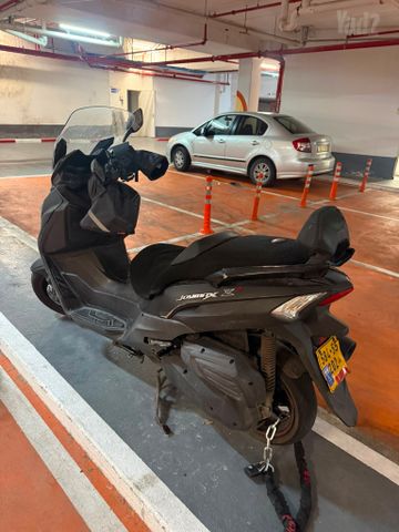 מודעת רכב סאן יאנג ג'וי-מקס Z-300