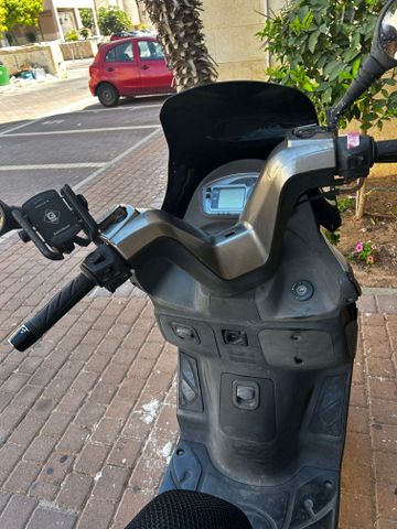 מודעת רכב קימקו G-דינק 250