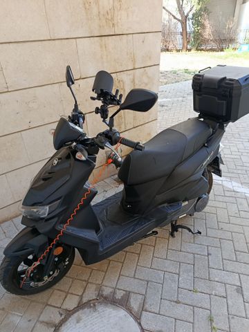 מודעת רכב סאן יאנג Jet 4 RX