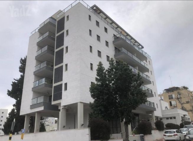 סוקולוב 14