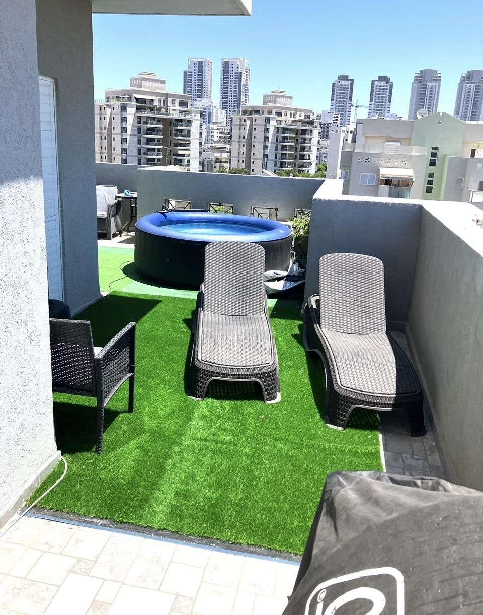 גג/ פנטהאוז, חרצית 14, גבעת האירוסים, נתניה