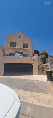 אנפה 33