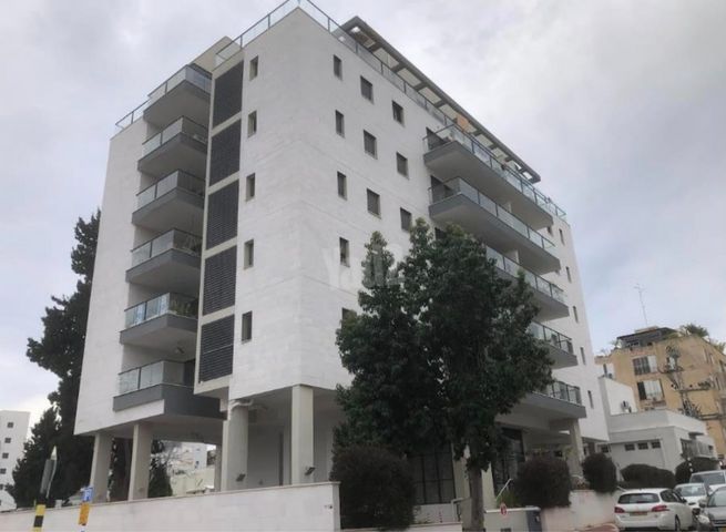 סוקולוב 14