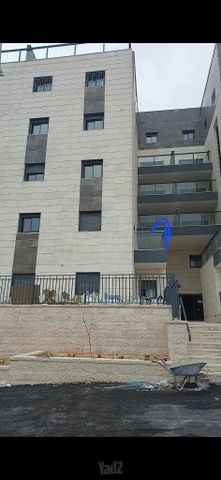 דירה למכירה בירושלים — 3