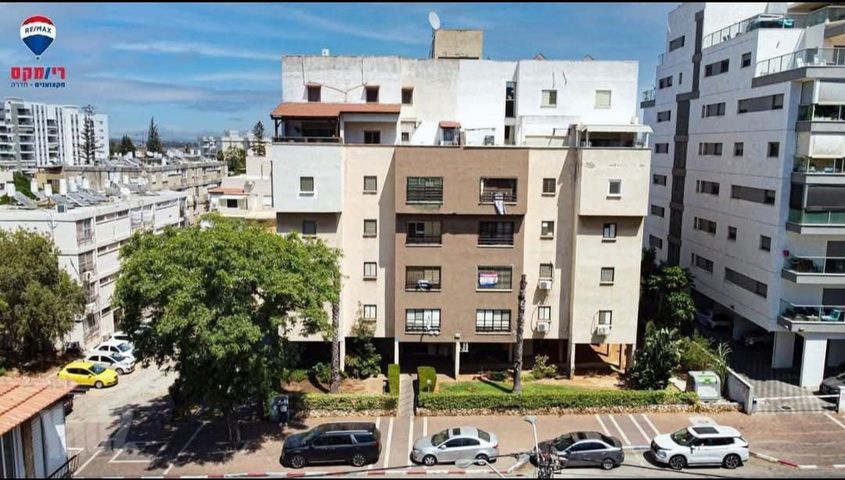 תרנ"א 44