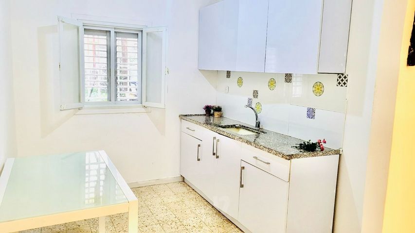 תמונה 4 של דירת 1.5 חדרים להשכרה בחולון
