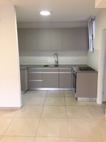 דירה להשכרה בתל אביב יפו — 4