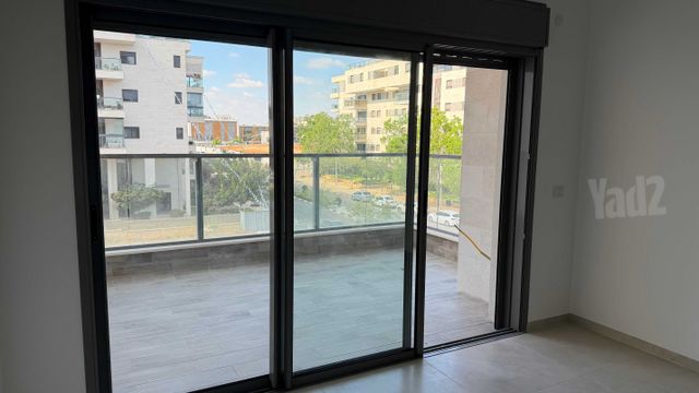 דירה, אהוד מנור 18, נווה זמר, רעננה