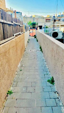 תמונה 6 של דירת 1.5 חדרים להשכרה בחולון