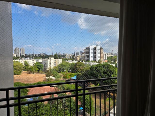דירה, טבנקין 21, אזור הבילויים, רמת גן