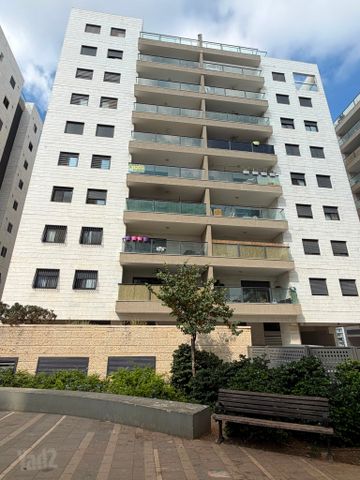 דירה