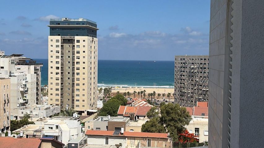אבא הלל סילבר 13
