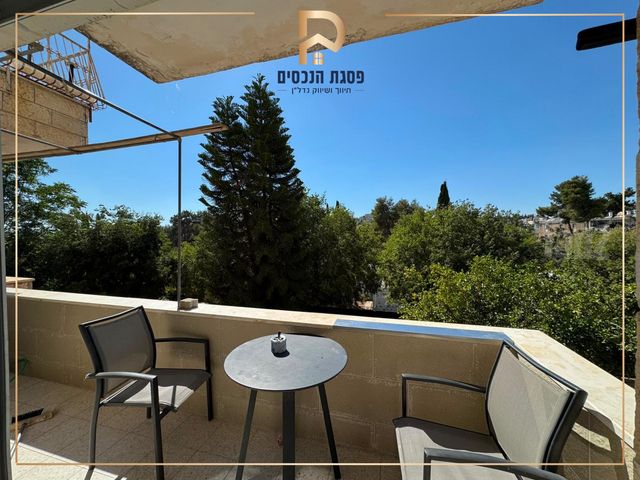דירה למכירה בירושלים (תיווך) — 2