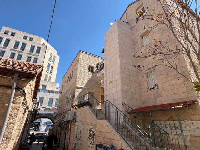 דירה למכירה בירושלים (תיווך) — 4