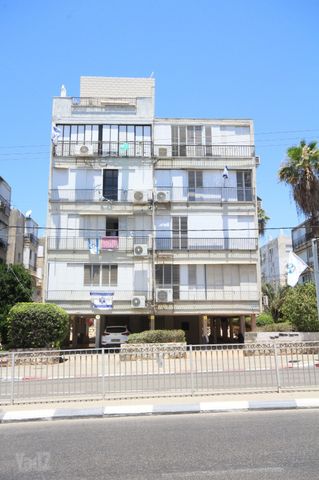 דירה, ניצנה, בת ים