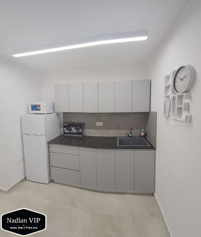 מרתף/ פרטר, בן גוריון, אזור