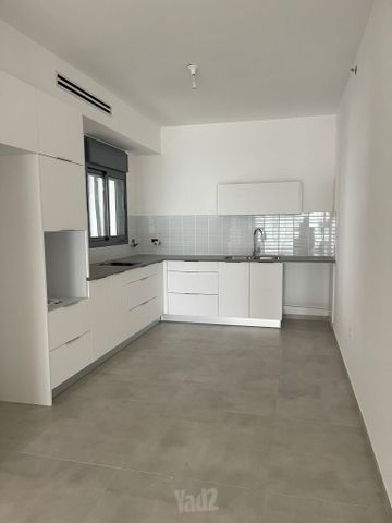 דירה, פסגת הדר / נווה עוז הירוקה, פתח תקווה