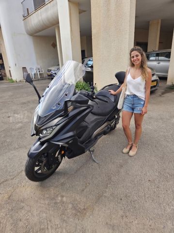 מודעת רכב קימקו AK 550