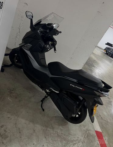 מודעת רכב סאן יאנג קרוזים 300 אלפא