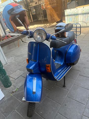 מודעת רכב פיאג'ו וספה PX200E