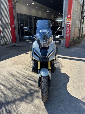 מודעת רכב הונדה X-ADV750
