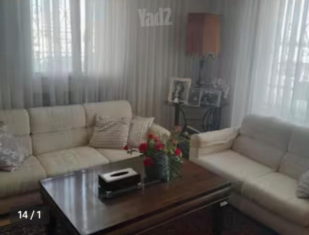 הרב עוזיאל 103