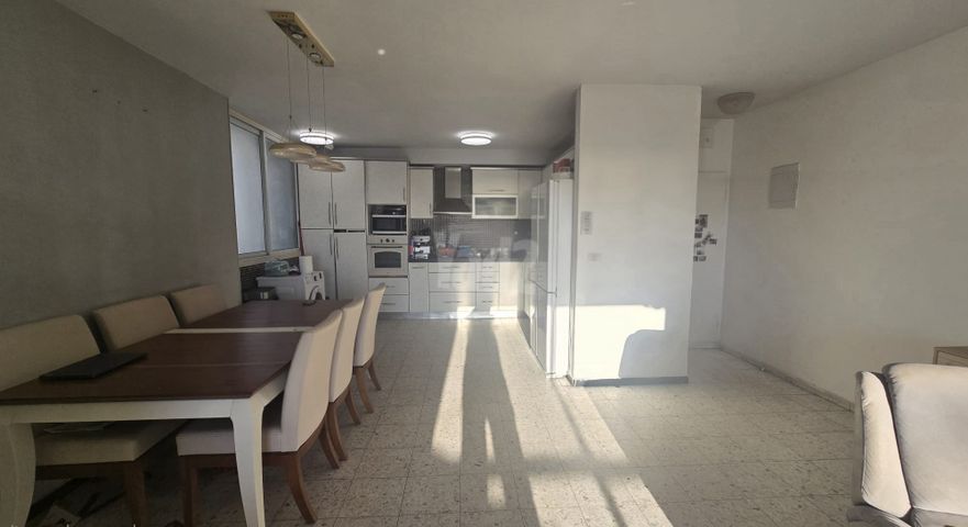 משה שרת 30