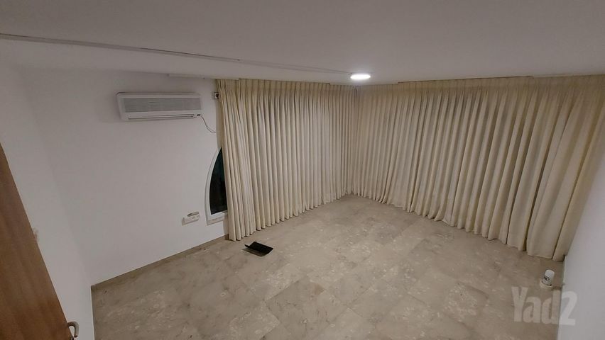 המגינים 20
