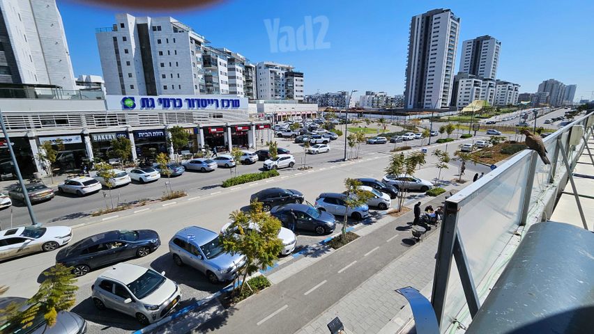 אסתר המלכה 11