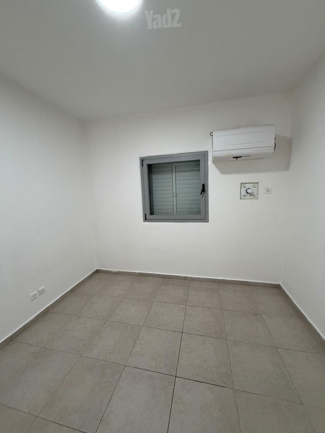 דירה, צבי הירשפלד 35, רמז, מערב ותיק, ראשון לציון