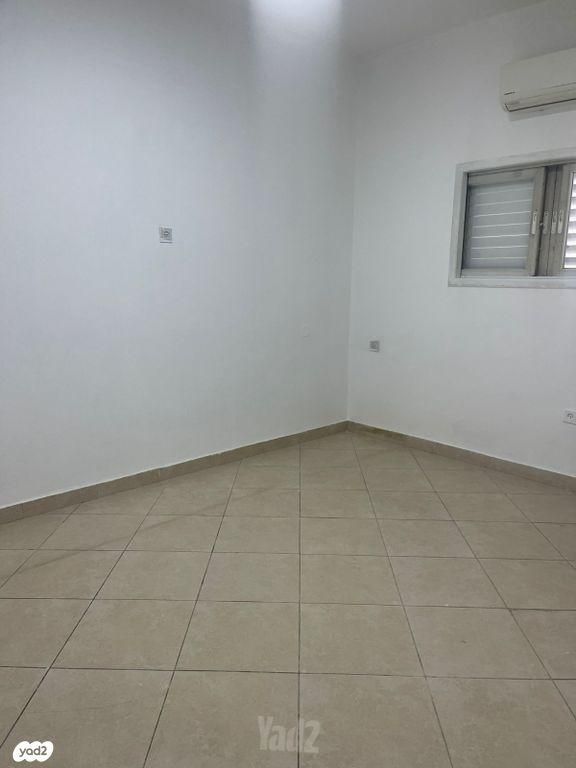 דירה, יוחנן 8, שכונת חשמונאים, מרכז העיר א, רמת גן