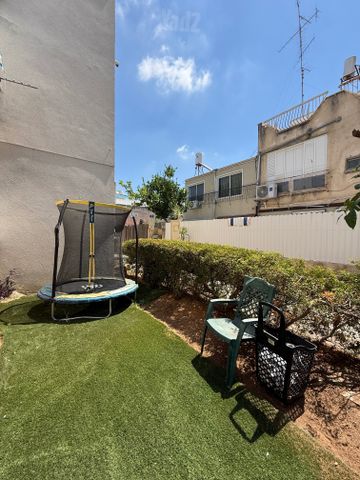 פבריגט 12