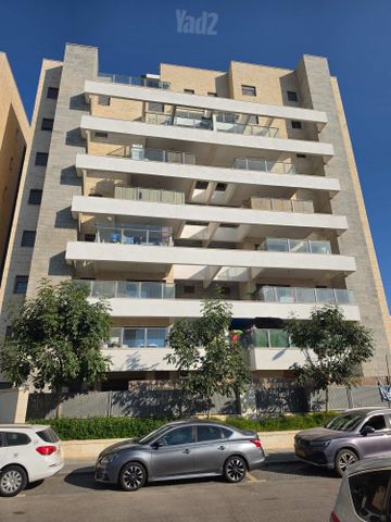דירה, נתיבות מערב, נתיבות
