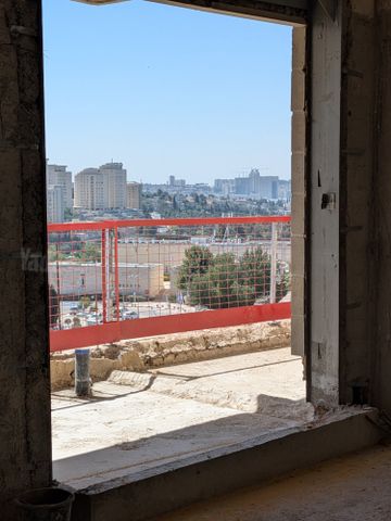 דירה למכירה בירושלים (תיווך) — 3