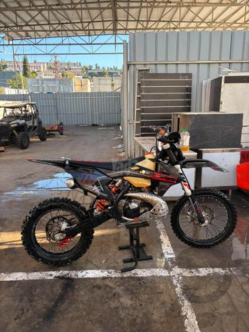 מודעת רכב KTM Enduro EXC 250
