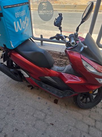 מודעת רכב הונדה PCX 125