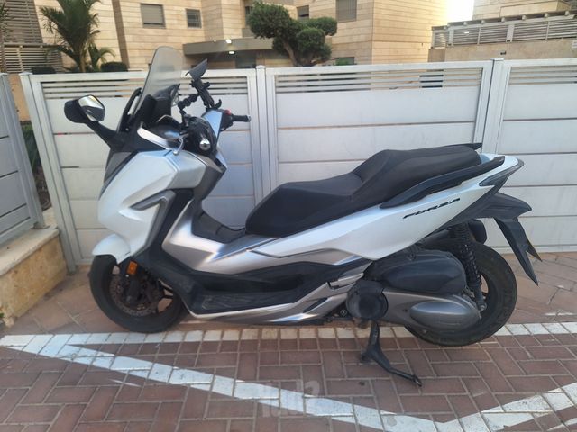 מודעת רכב הונדה FORZA250