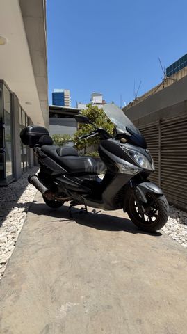 מודעת רכב סאן יאנג ג'וי-מקס 250 XI