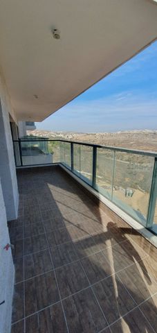 דירה למכירה בירושלים — 3