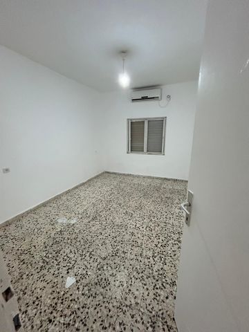 קיבוץ גלויות 13