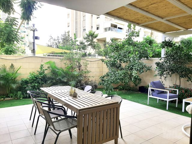 שתולים 57