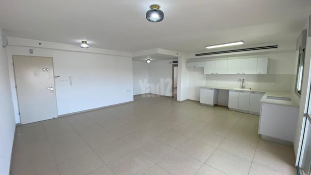 דירה, נחל איילון 20, צור יצחק, צור יצחק