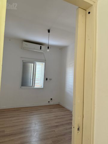 גג/ פנטהאוז להשכרה בנתיב הל"ה (תיווך) — 4