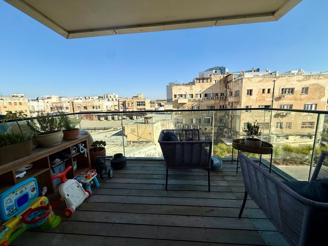 דירה להשכרה בתל אביב יפו (תיווך) — 2