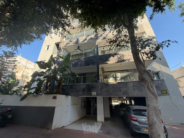 נחלת צבי 68