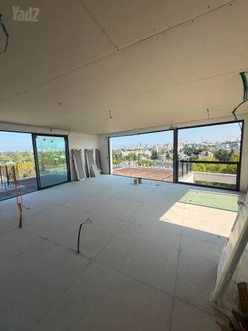 דופלקס להשכרה בתל אביב יפו (תיווך) — 2