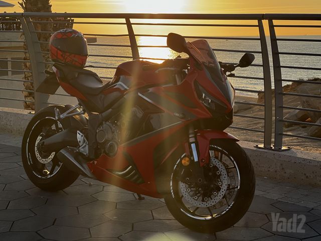מודעת רכב הונדה CBR650R
